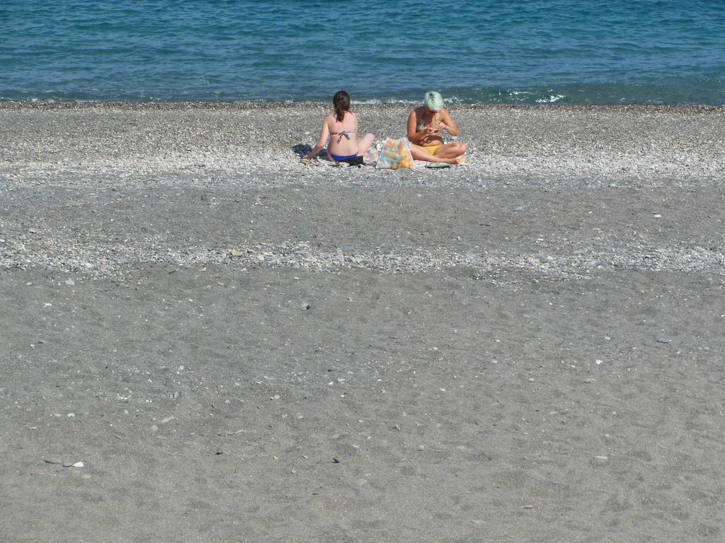 سانتا تيريزا دي ريفا B&B La Sirena المظهر الخارجي الصورة