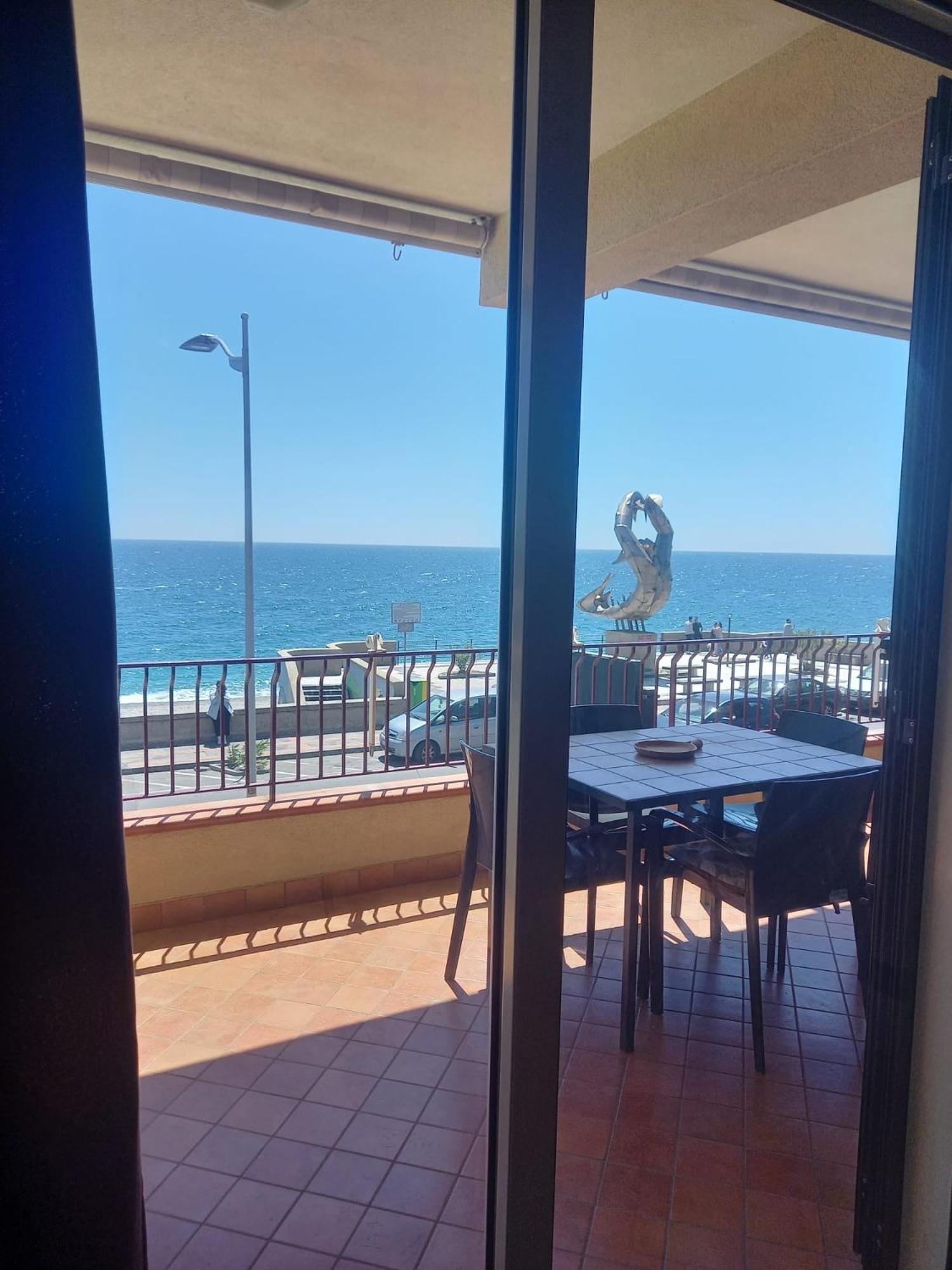 سانتا تيريزا دي ريفا B&B La Sirena المظهر الخارجي الصورة